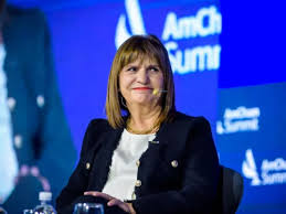 Patricia Bullrich aseguró que no aceptarán cambios a la reforma laboral en Diputados