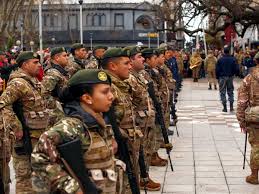 El Gobierno destinará fondos de las privatizaciones para reequipar y modernizar a las Fuerzas Armadas