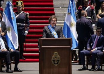 Operativo reelección: el panorama político y financiero de los 13 gobernadores que buscan una alianza con Milei