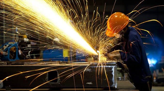 La industria metalúrgica enfrenta dificultades y muestra una caída del 5,7% en el primer semestre