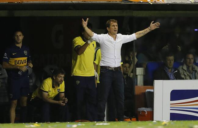 10 frases de Arruabarrena tras la victoria de Boca: el gesto de Paredes que lo dejó “sin palabras” y el partido de Villa