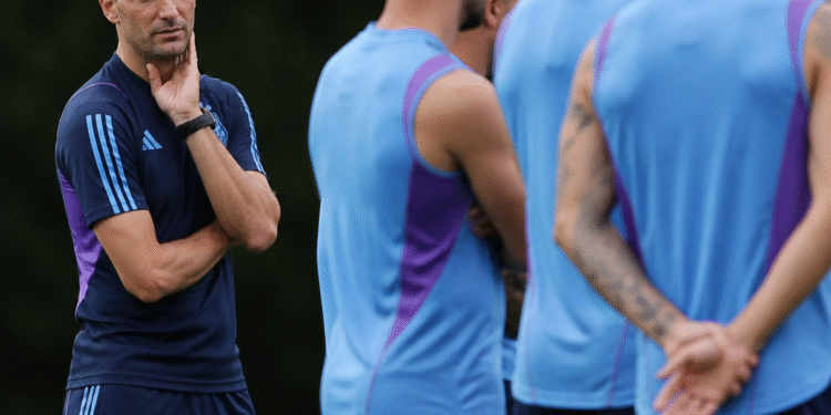 El entrenamiento del equipo nacional: Scaloni emocionado por su creación y las razones para repetir el eleven ante Suiza