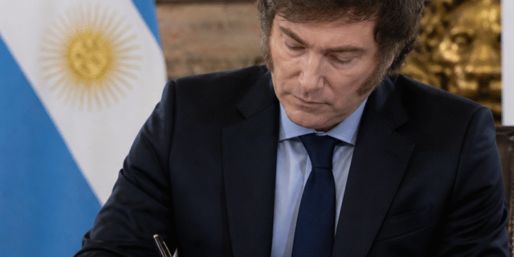 El ajuste del primer semestre: medidas del Gobierno para lograr el superávit fiscal