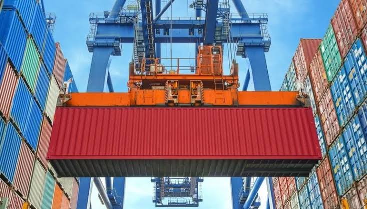 Las pymes exportaron US$6.446 millones hasta julio, pero advierten por la concentración del comercio exterior