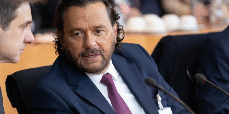 Sáenz pidió evitar los extremos y planteó que los gobernadores podrían consensuar un candidato presidencial