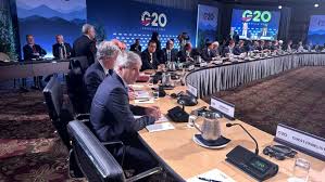 Caputo participa de la cumbre del G-20 en Estados Unidos y busca respaldar el programa económico argentino