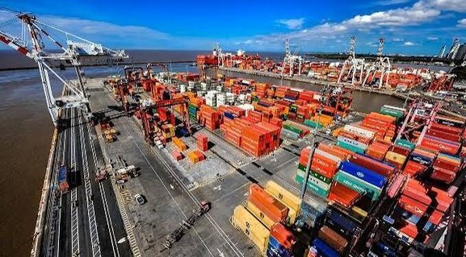 Las importaciones de bienes de consumo alcanzaron un récord histórico en el primer semestre