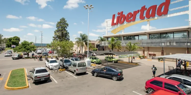 Grupo Benedetti compró el ex Hiper Libertad de Mendoza y prepara una nueva propuesta comercial