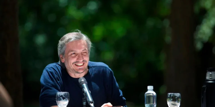 Máximo Kirchner volvió a plantear una eventual candidatura presidencial de Cristina para 2027