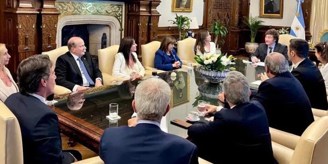 Milei reunió a su Gabinete y volvió a poner a Malvinas en el centro de la agenda del Gobierno