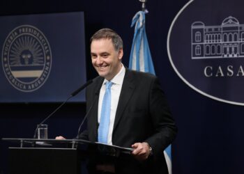 La defensa de Adorni presentó su explicación sobre el patrimonio y respondió a los cuestionamientos de la Fiscalía