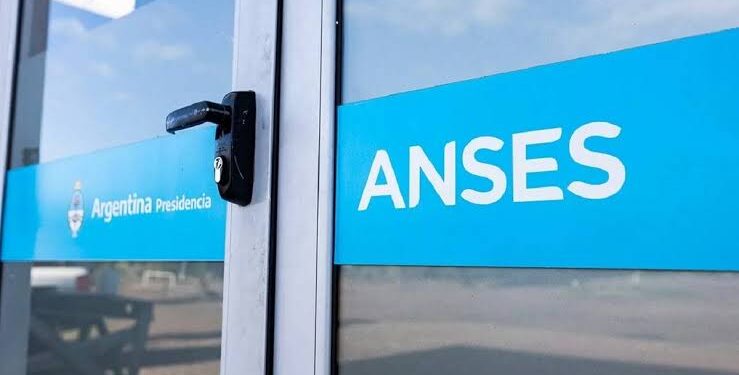 ANSES actualizó los montos de septiembre: cuánto se cobra por AUH, embarazo, jubilaciones y pensiones