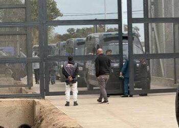 Santa Fe trasladó a casi 380 detenidos a la nueva cárcel de Recreo a menos de un día de su inauguración