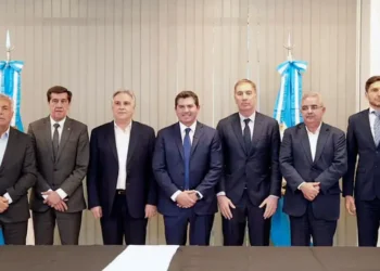 El Gobierno busca acuerdos con los gobernadores para aprobar el Presupuesto y suspender las PASO