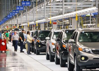 La industria automotriz argentina pierde terreno frente a los importados y crece la preocupación por las fábricas locales