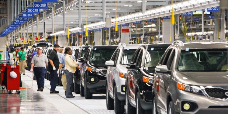 La industria automotriz argentina pierde terreno frente a los importados y crece la preocupación por las fábricas locales