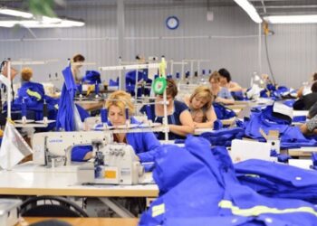La industria textil profundizó su caída: produjo 22,6% menos hasta julio y perdió más de 28.000 empleos