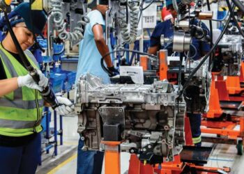 La actividad económica cayó 1,7% en agosto y la industria y el comercio siguen sin recuperarse