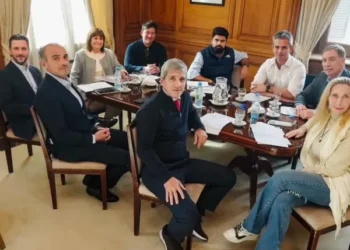 El Gobierno reúne a su Mesa Política en la Casa Rosada con la agenda legislativa como eje