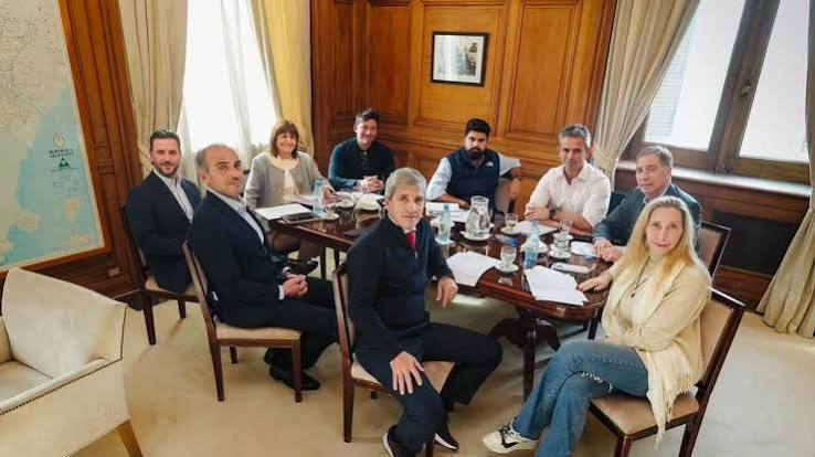 El Gobierno acelera el Presupuesto 2027 y mantiene en suspenso la eliminación de las PASO