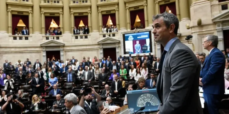 El Gobierno negocia hasta último momento para bloquear el quórum opositor en Diputados